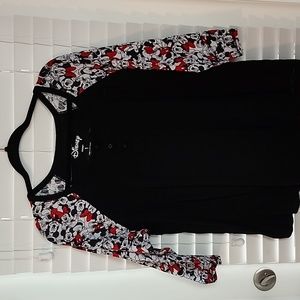 Torrid Disney Mickey Mouse top size 1